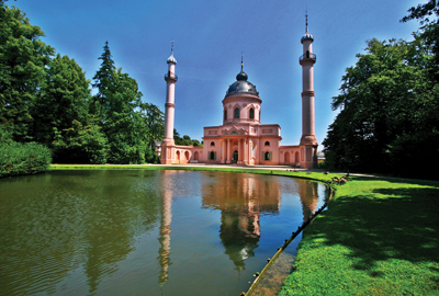 Avrupada Bir Cami-Schwetszingen Camii / Dr. Mehmet Gülçubuk