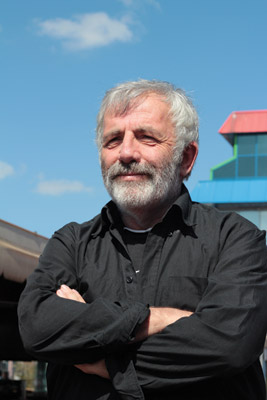 Tiyatro Duayeni Büyük Usta Ulvi Alacakaptan