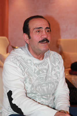 Şarkı Söylemek Melodi Eşliğinde Sohbet Etmektir / Mustafa Keser