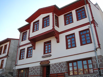 Eski Ankara Evleri / Hacı İbrahim MUTLU