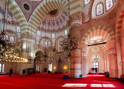 Estetik ve Mühendislik Dehası: Mimar Sinan / Prof. Dr. Suphi Saatçi