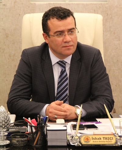 Karadeniz’in Parlayan Yıldızı Karadeniz / Atakum Belediye Başkanı İshak Taşçı