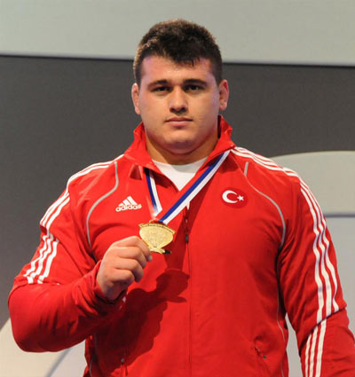 Başarılı Bir Spor Hayatı Sevgi Olmadan Olmaz / Milli Güreşçi Rıza Kayaalp