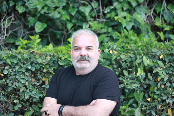 Deniz Oral İle Söyleşi