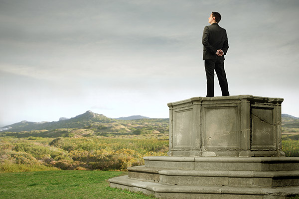 Şişmiş “Ego”Ların Fiyakalı Kavramı “Narsizm” / Dr. Metin Serimer