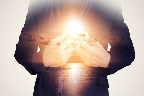 Atom Kadar Küçük, Evren Kadar Derin